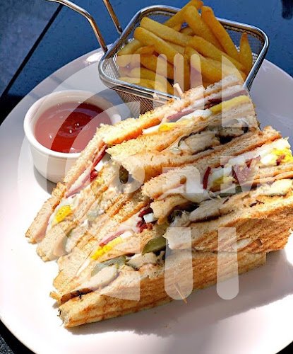 معصرة وكافتيريا الازدهار Al Izdihar Cafeteria & Press