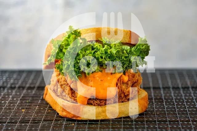 Cluck Restaurant
