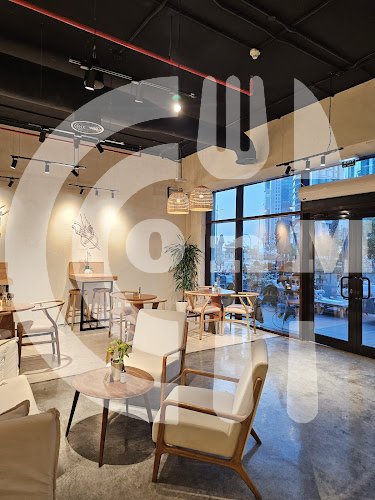 Dindan Bakery & Bistro