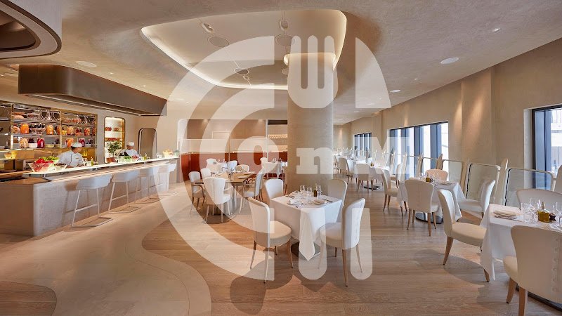 IZU at Mandarin Oriental, Doha